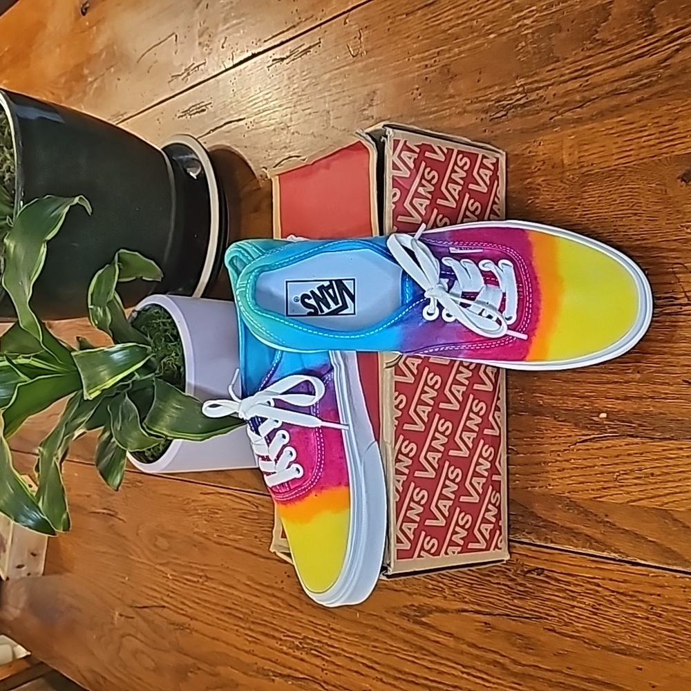 Tie dye Vans size 9 in Womens - Picture 2 of 7
